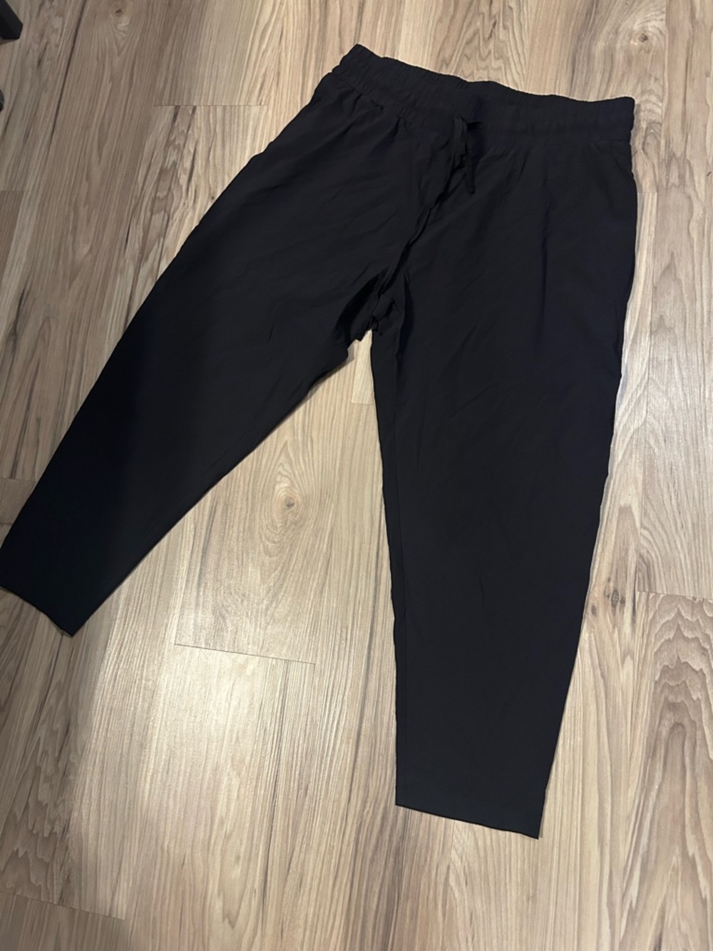 Black Elastic-Waist Casual Pants
